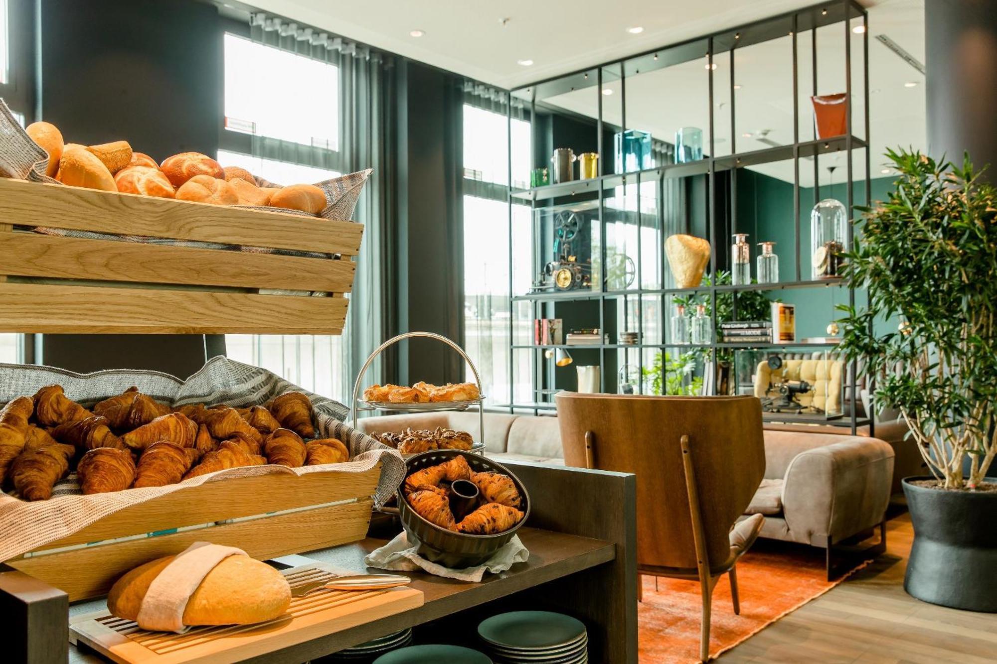 Motel One Köln-Messe Kültér fotó